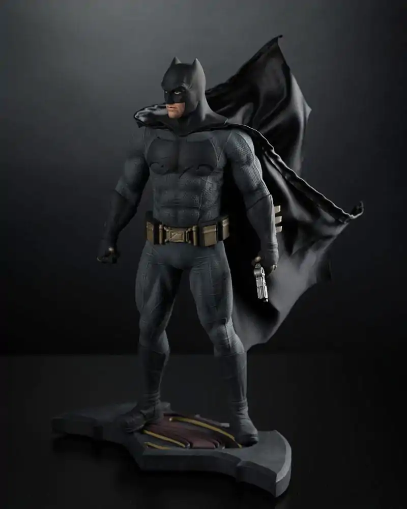 Batman v Superman: Dawn of Justice Socha 1/6 Batman 32 cm produktová fotografia