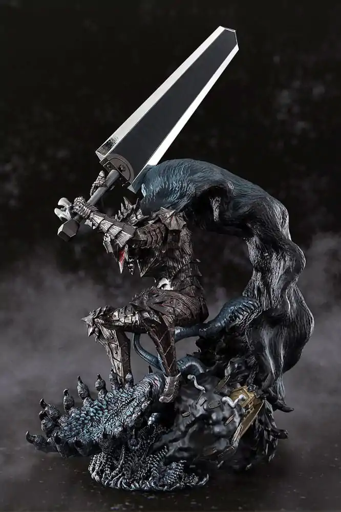 Berserk Figuarts ZERO Metallic Touch PVC Socha Guts Berserker Armor 35 cm produktová fotografia