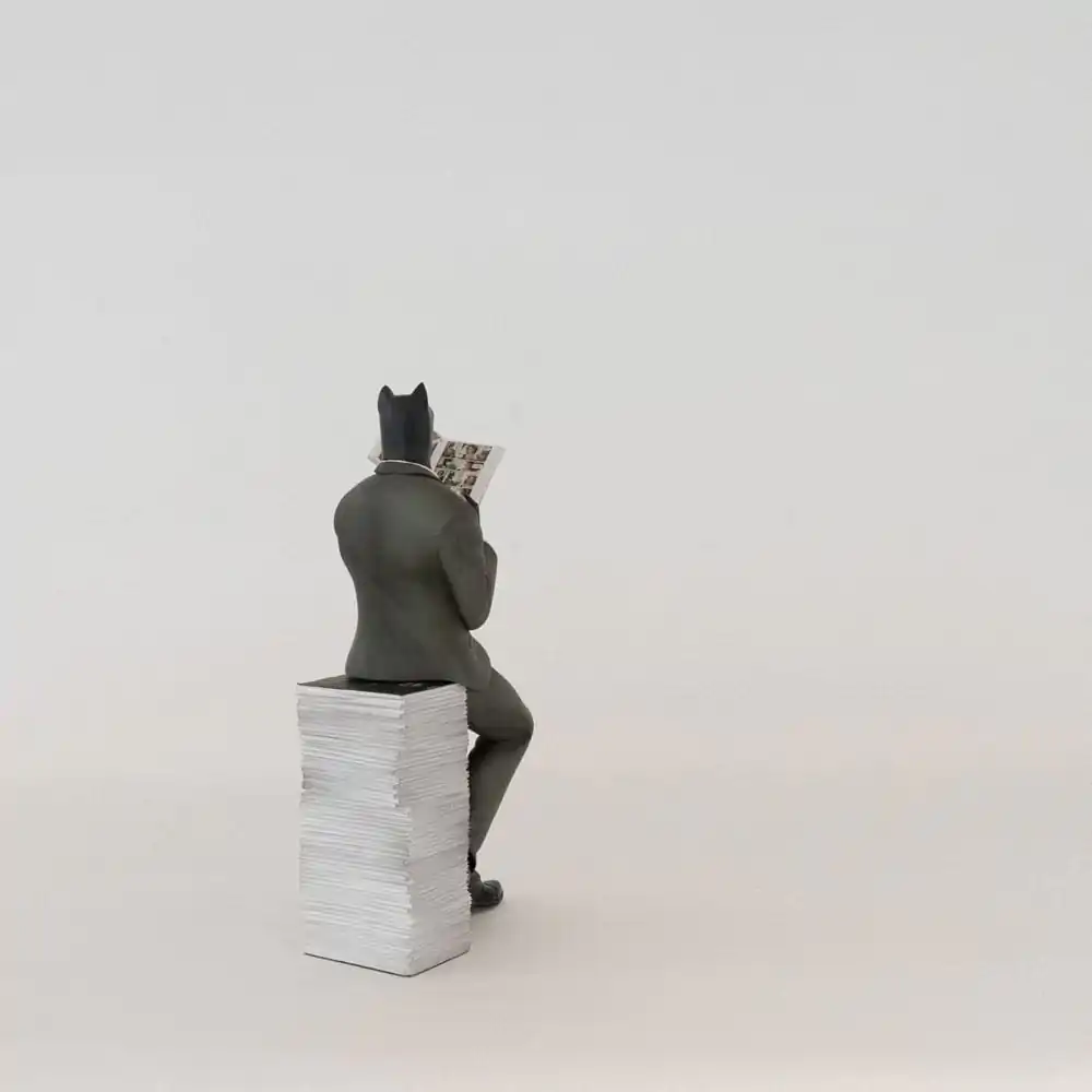Blacksad: Figúrka Blacksad na kope komiksov produktová fotografia
