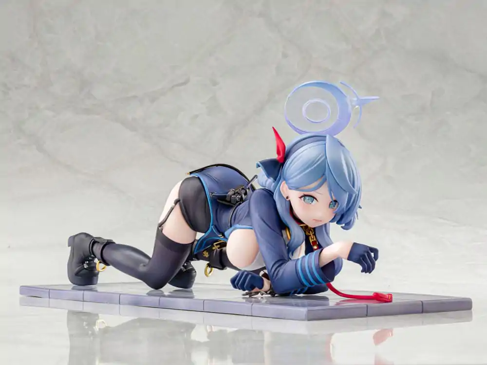 Blue Archive PVC Socha 1/7 Ako Memorial Lobby Ver. 23 cm produktová fotografia