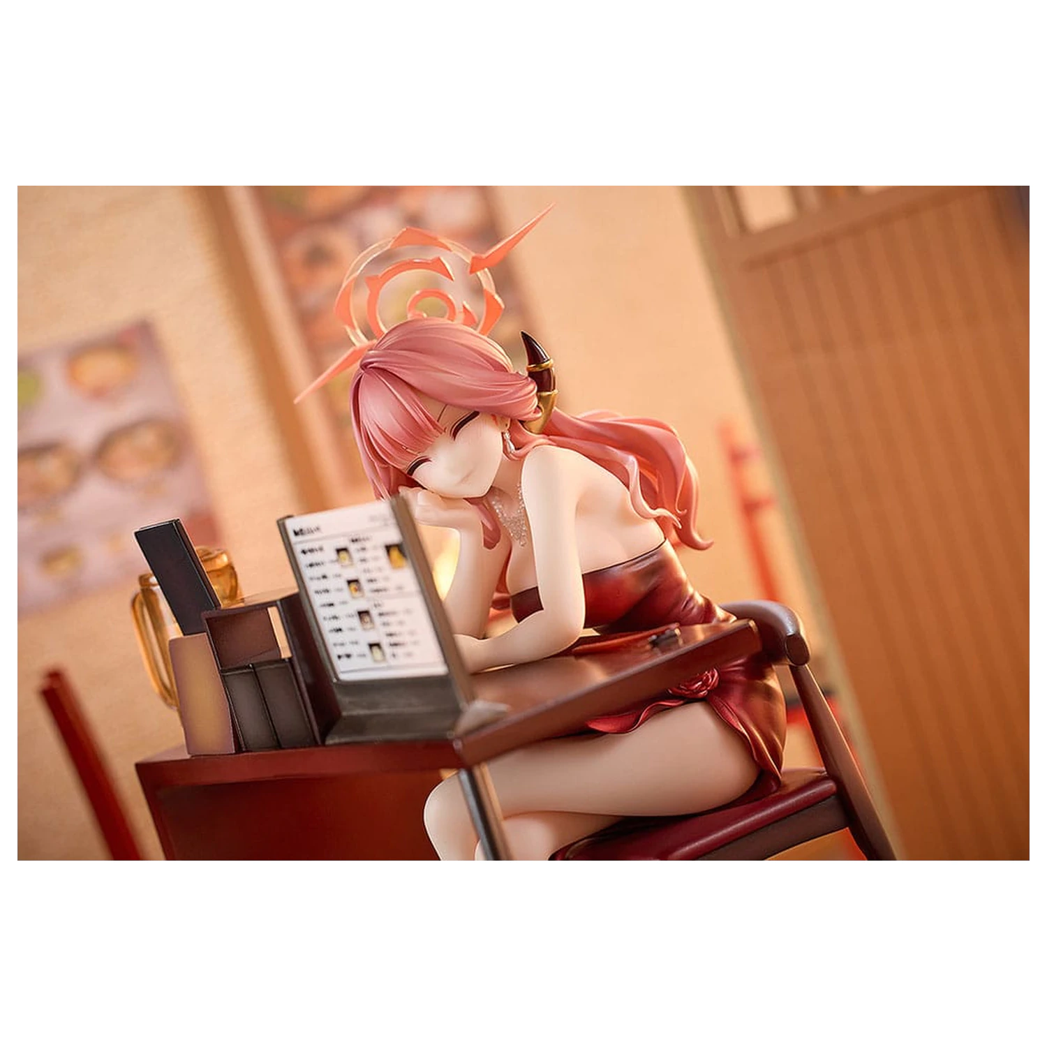 Blue Archive PVC socha 1/7 Aru (Dress): Memorial Lobby Ver. 23 cm produktová fotografia