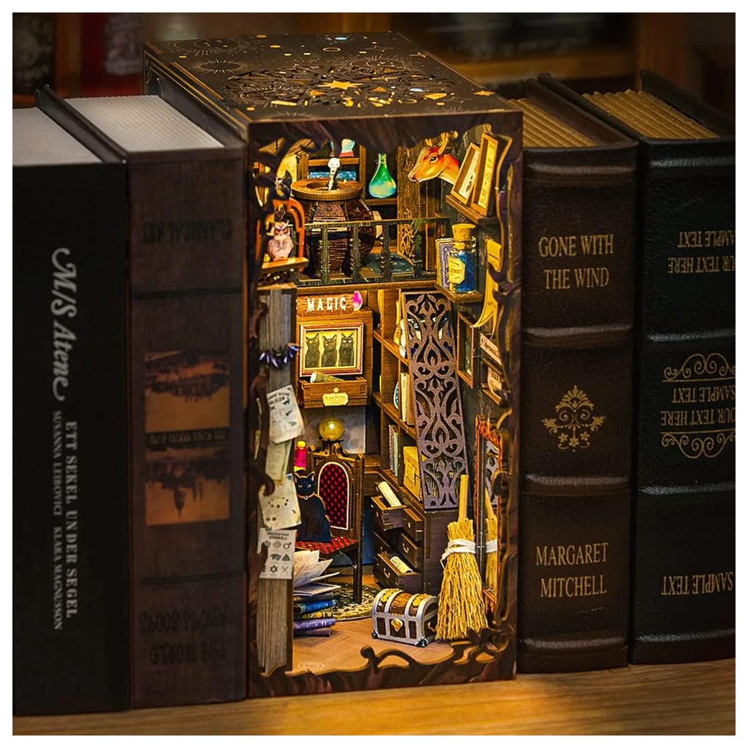 BOOK NOOK KIT DIY Magic Pharmacist 282 kusov + LED svetlo stavebnica produktová fotografia