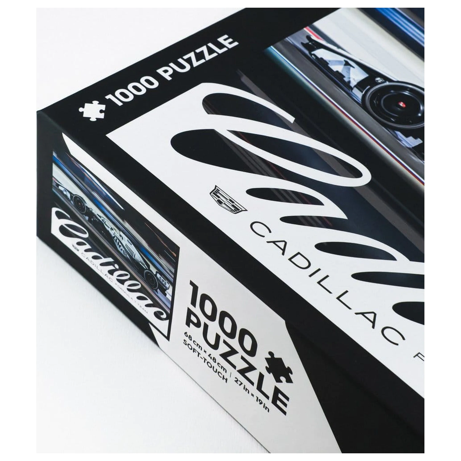 Cadillac Formula 1 Tím Puzzle 2026 (1000 kusov) 48 x 68 cm produktová fotografia