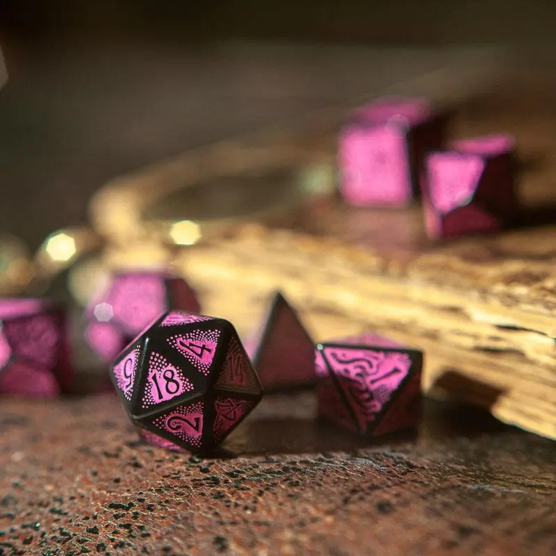 Call of Cthulhu 7th Edition Dice Set Black & Magenta (7) termékfotó