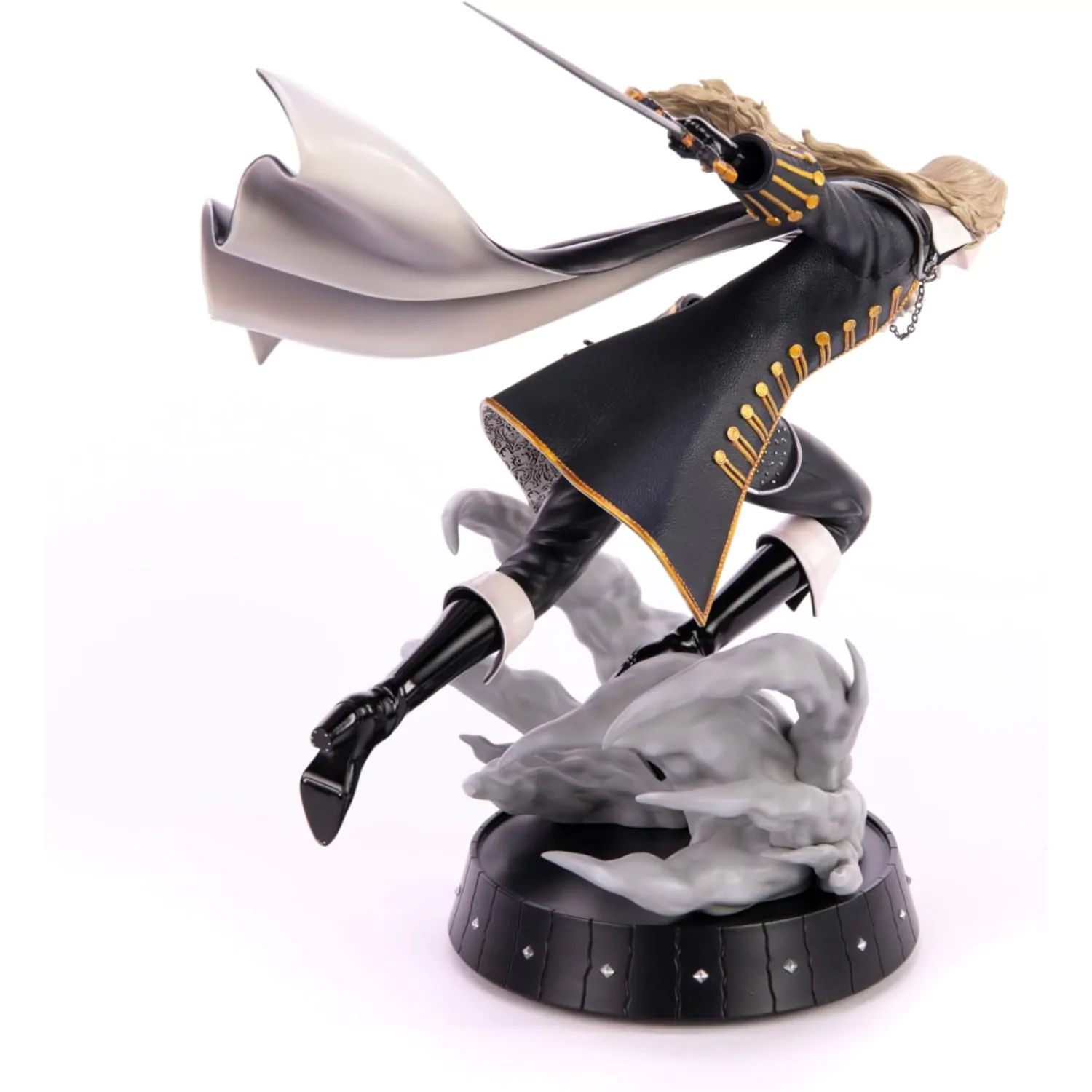 Castlevania Symphony of the Night Socha Dash Attack Alucard 30 cm produktová fotografia