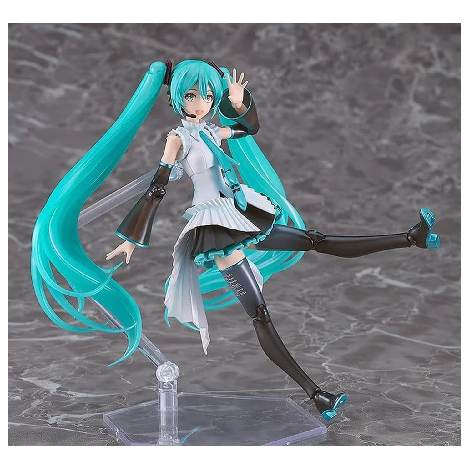 Character Vocal Series 01: Hatsune Miku Plamatea Plastový model Happy 16th Birthday Ver. 16 cm produktová fotografia