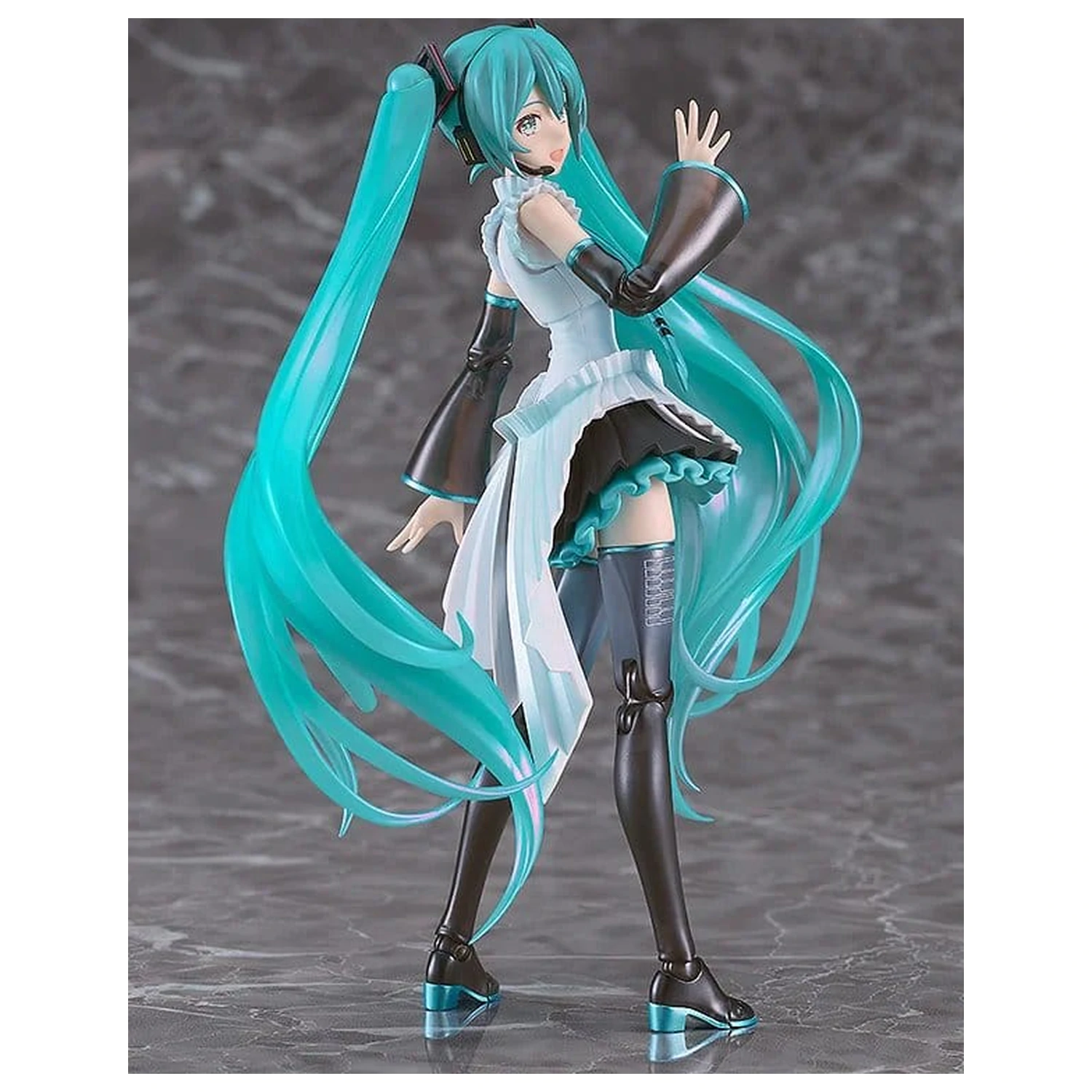 Character Vocal Series 01: Hatsune Miku Plamatea Plastový model Happy 16th Birthday Ver. 16 cm produktová fotografia