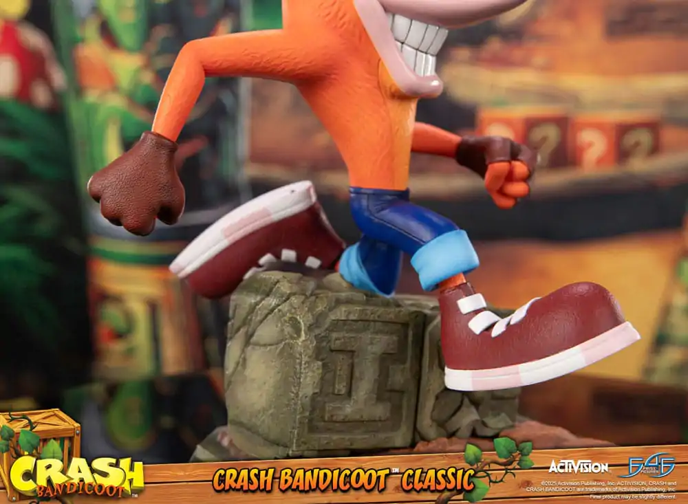 Crash Bandicoot Socha Crash Bandicoot Classic 32 cm produktová fotografia