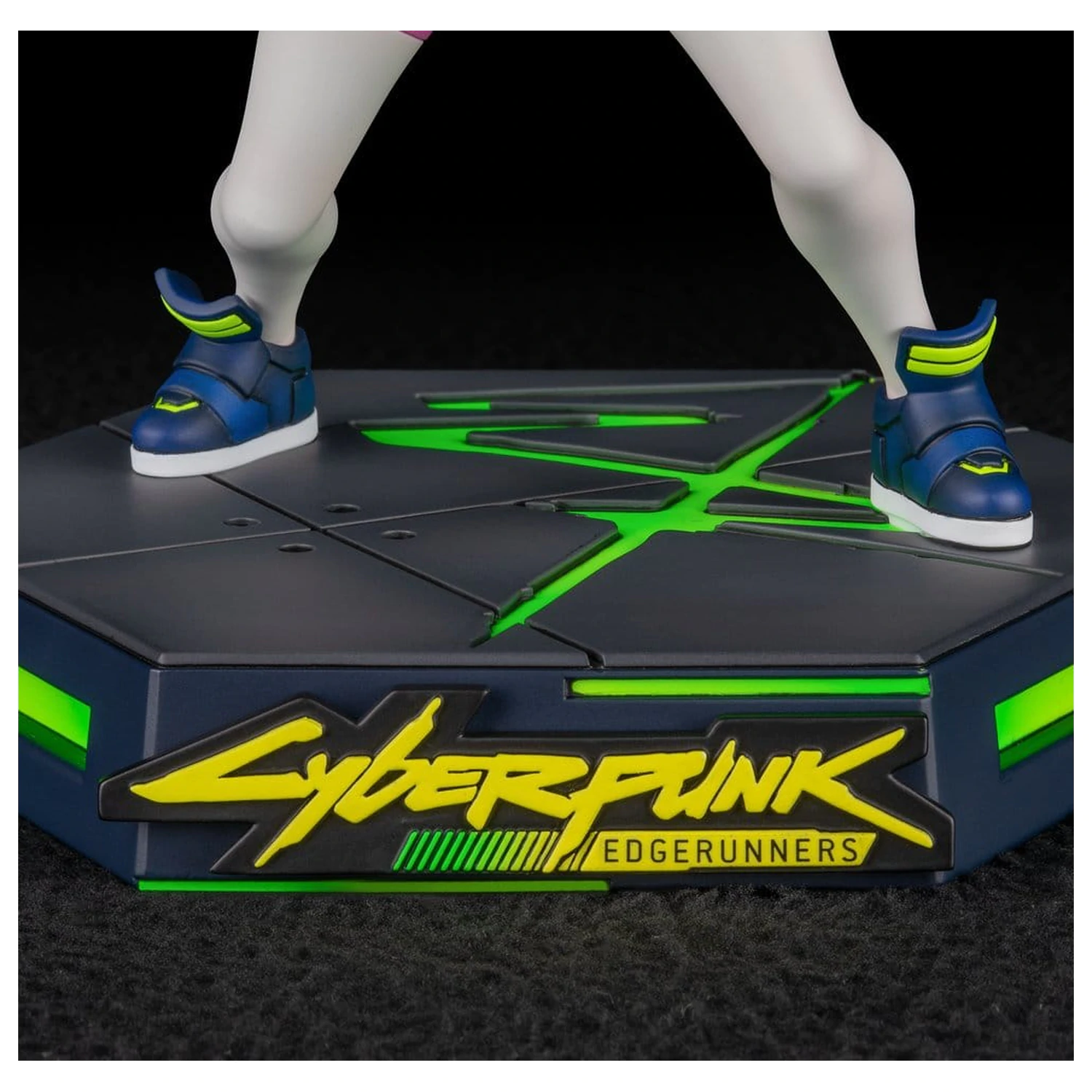 Cyberpunk Edgerunners PVC figúrka Rebecca 15 cm produktová fotografia