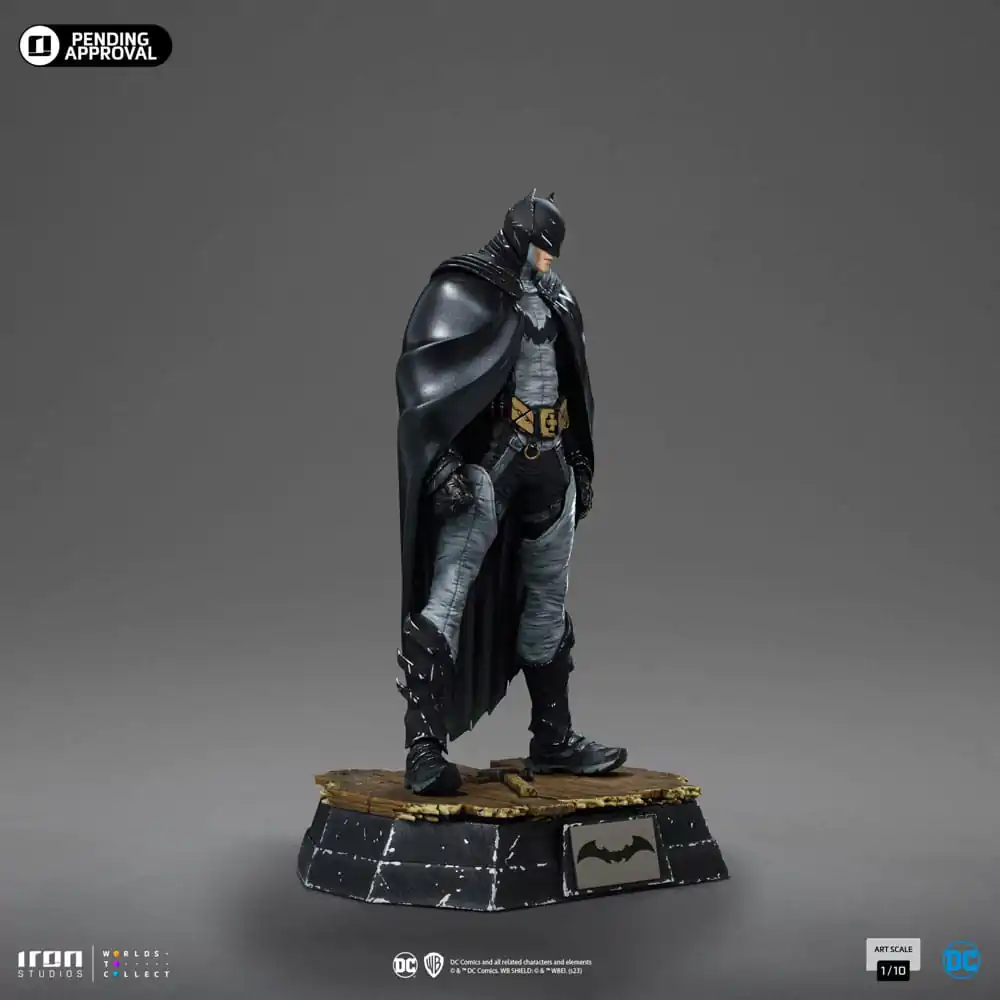 DC Comics Art Scale Statue 1/10 Batman by Rafael Grampá 23 cm termékfotó