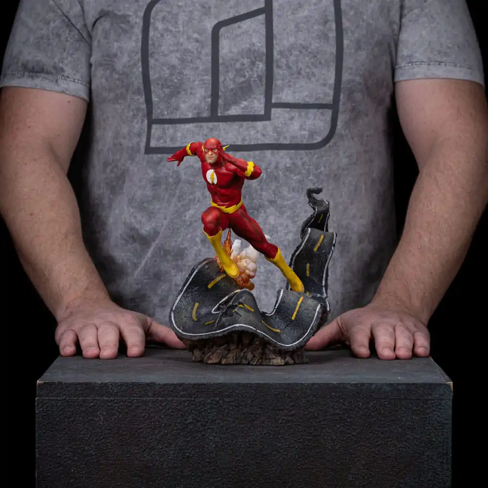 DC Comics Art Scale Socha 1/10 Flash 25 cm produktová fotografia