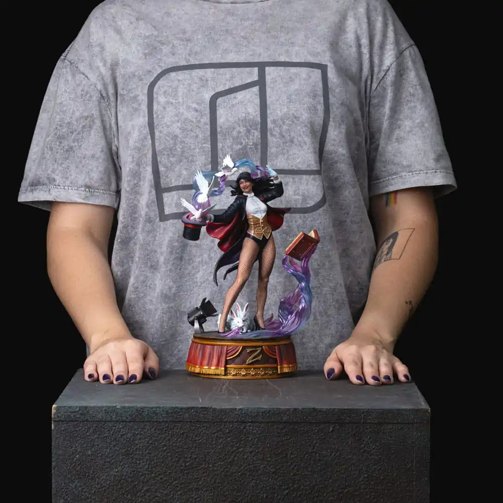 DC Comics Art Scale Socha 1/10 Zatanna 27 cm produktová fotografia