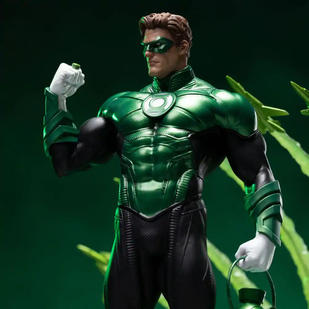 DC Comics Art Scale Deluxe Statue 1/10 Green Lantern Unleashed 24 cm termékfotó