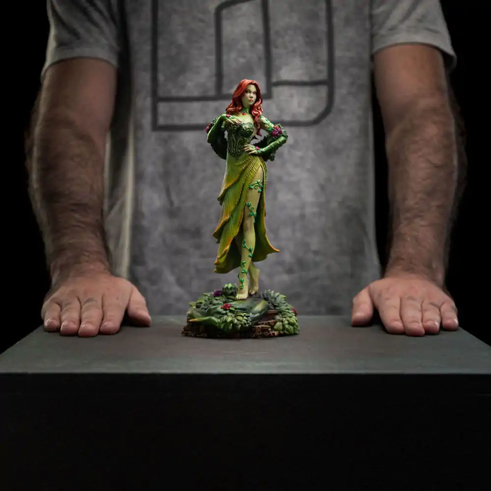 DC Comics Art Scale soška 1/10 Poison Ivy 22 cm termékfotó