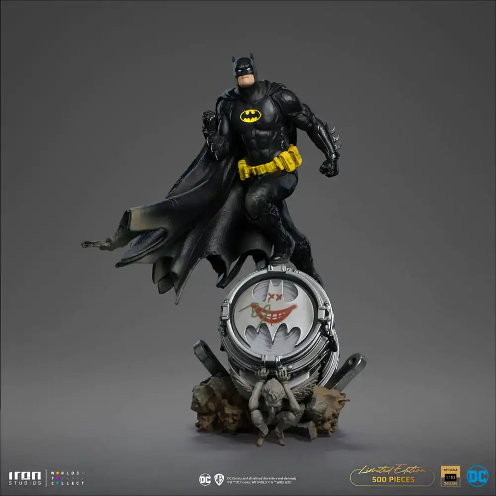 DC Comics BDS Art Scale Socha 1/10 Batman Deluxe (Black Version Exclusive) heo EU Exclusive 30 cm produktová fotografia