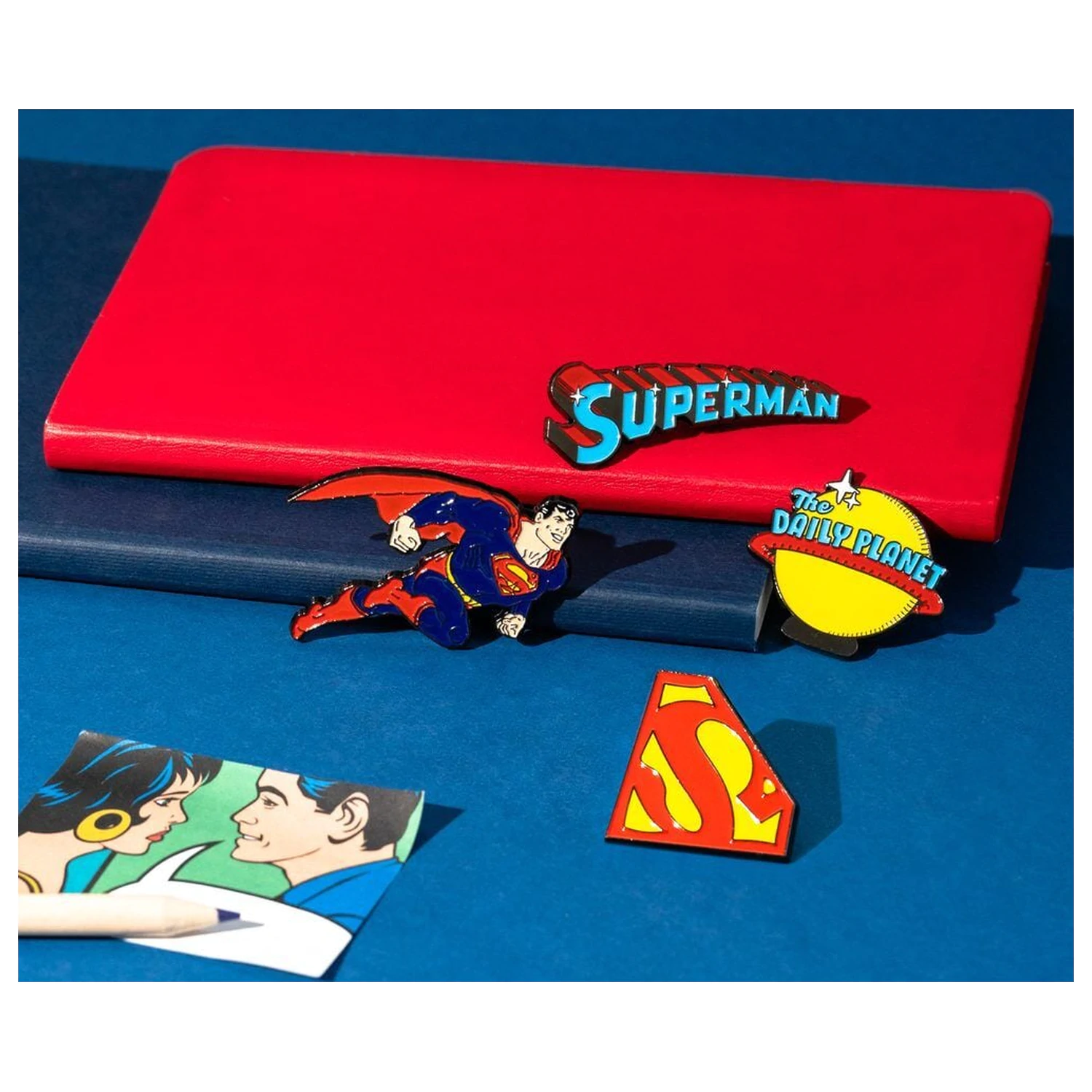 DC Comics Superman sada 4 odznakov produktová fotografia