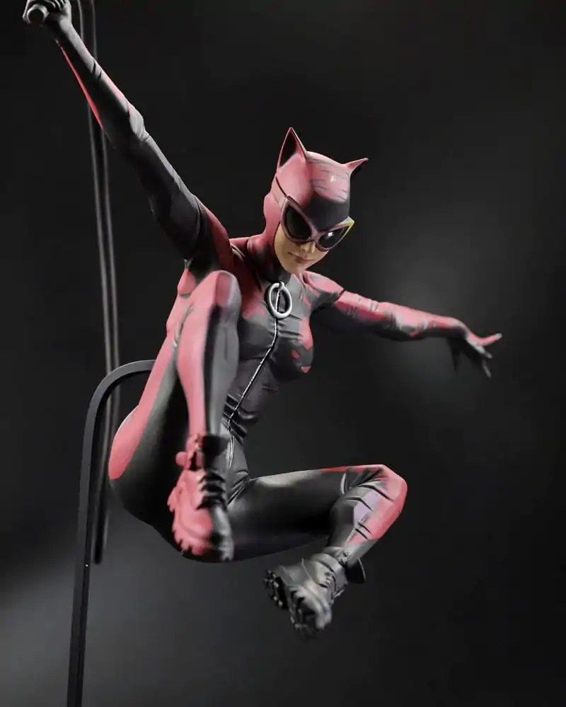 DC Designer Series 1/6 socha Catwoman by Jock 33 cm termékfotó