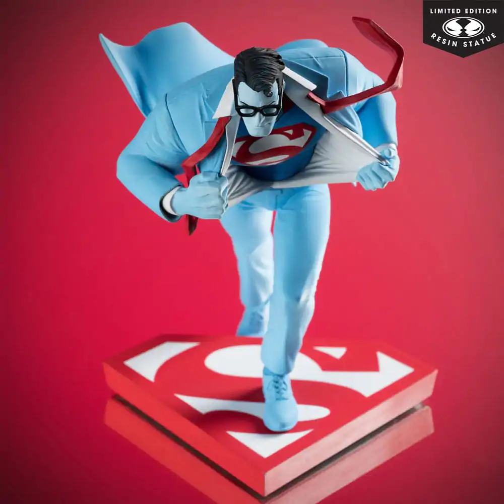 DC Direct Socha 1/10 Superman Red and Blue: Superman by Clayton Henry Limited Edition 16 cm produktová fotografia