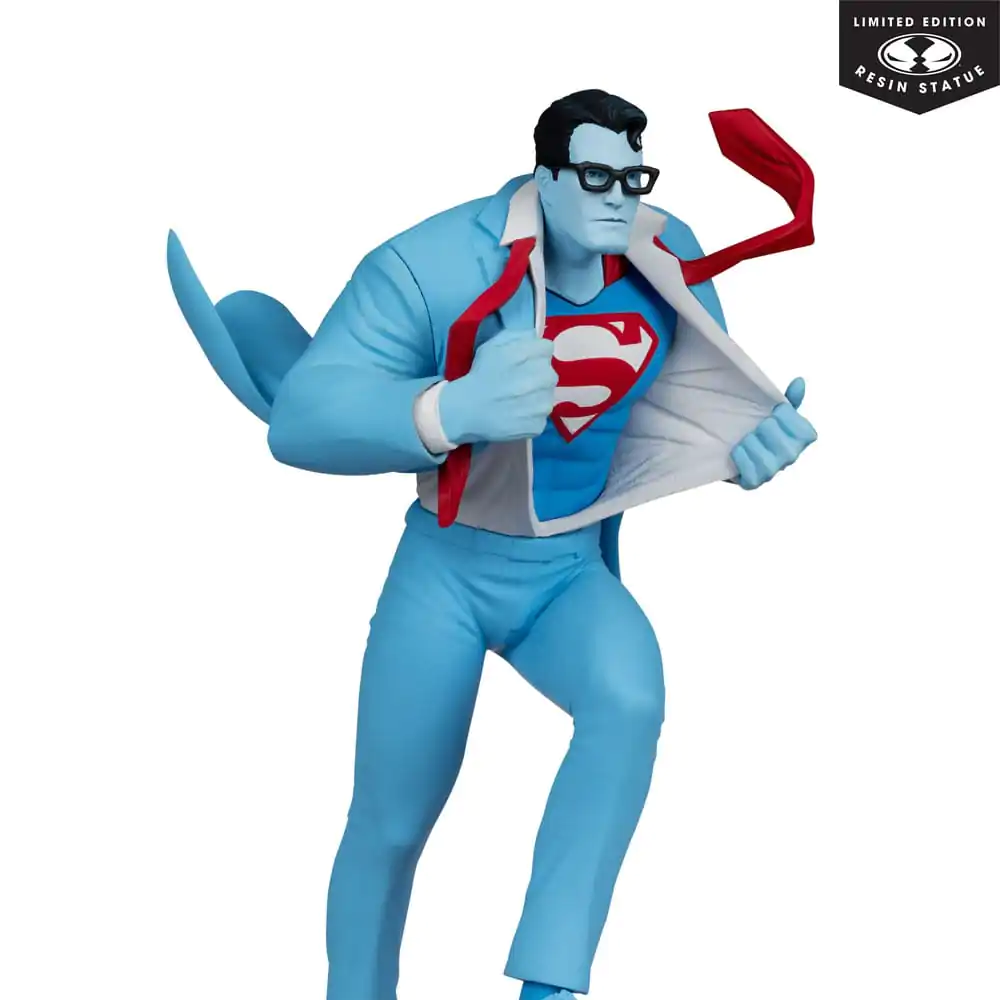 DC Direct Socha 1/10 Superman Red and Blue: Superman by Clayton Henry Limited Edition 16 cm produktová fotografia