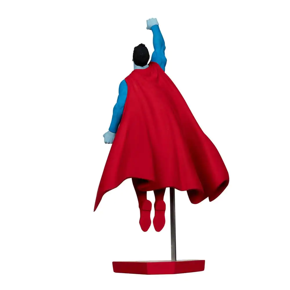 DC Direct Socha 1/10 Superman Red and Blue: Superman by Gary Frank Limited Edition 26 cm produktová fotografia