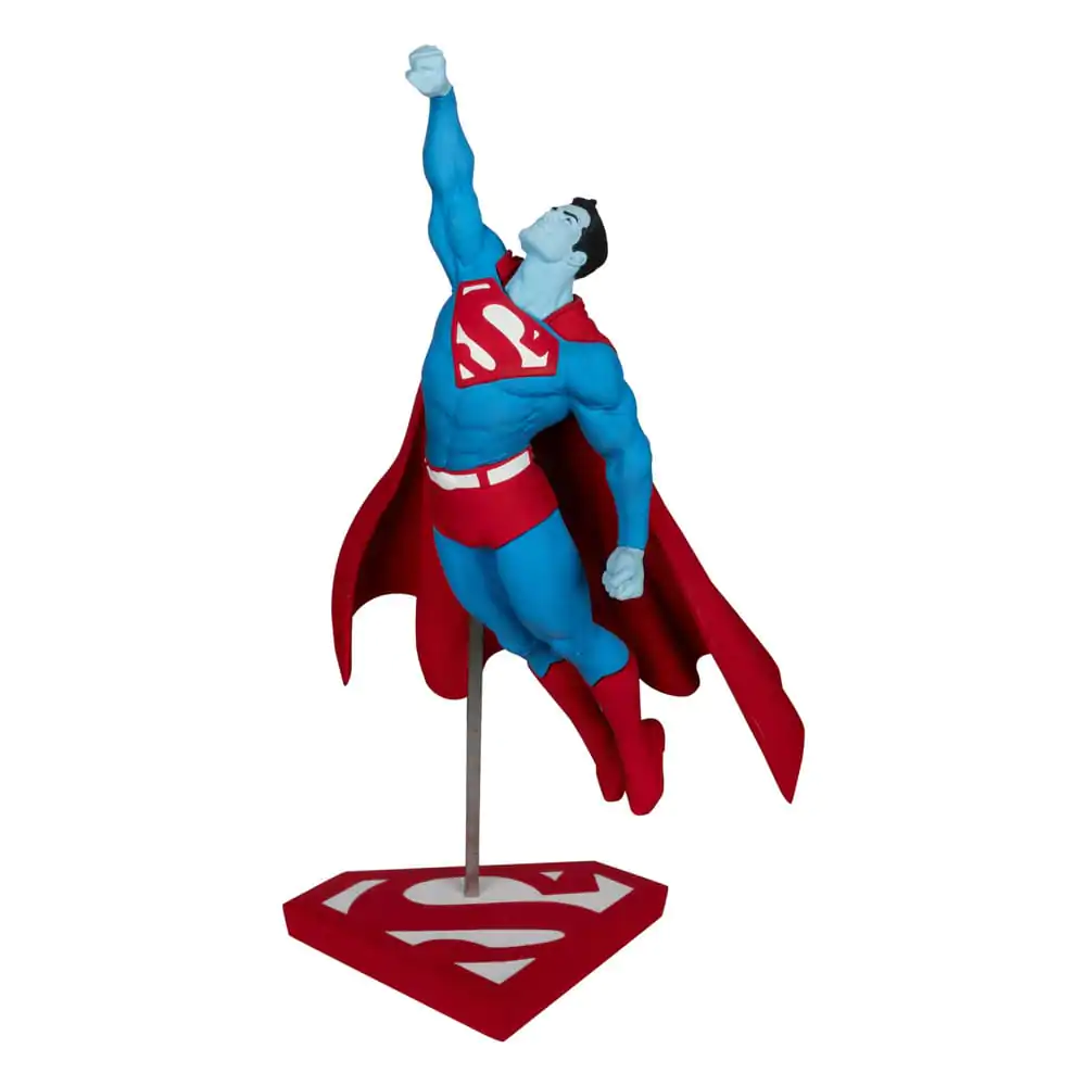 DC Direct Socha 1/10 Superman Red and Blue: Superman by Gary Frank Limited Edition 26 cm produktová fotografia