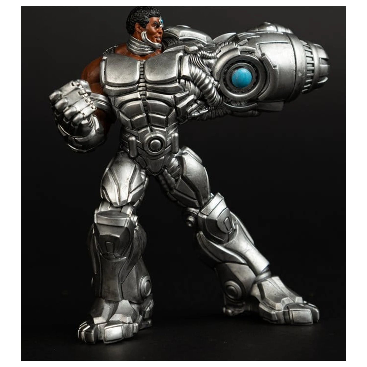 DC Direct Collector vinylová soška Cyborg 12 cm produktová fotografia