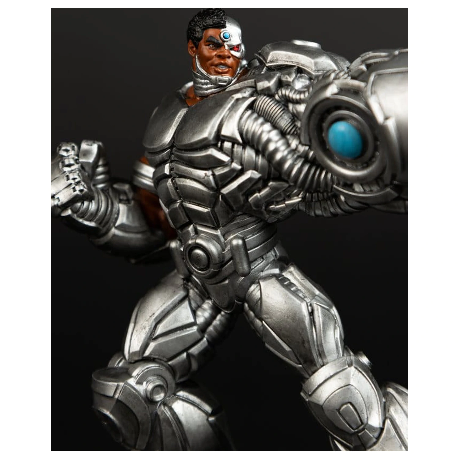 DC Direct Collector vinylová soška Cyborg 12 cm produktová fotografia