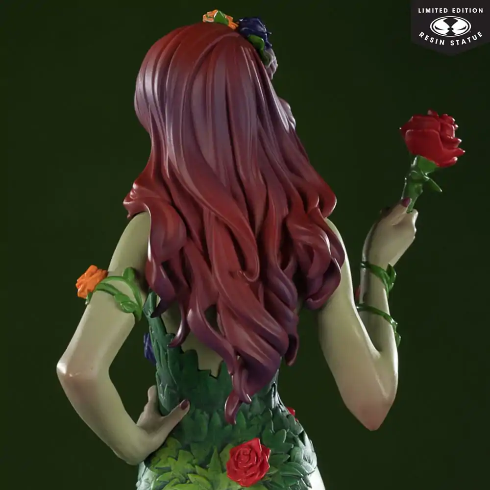 DC Direct Cover Girls socha 1/8 Poison Ivy by J. Scott Campbell 24 cm produktová fotografia