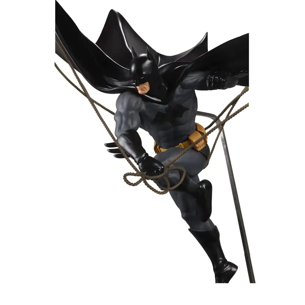 DC Direct Socha z živice DC Designer Series Batman (by Dan Mora) 40 cm termékfotó