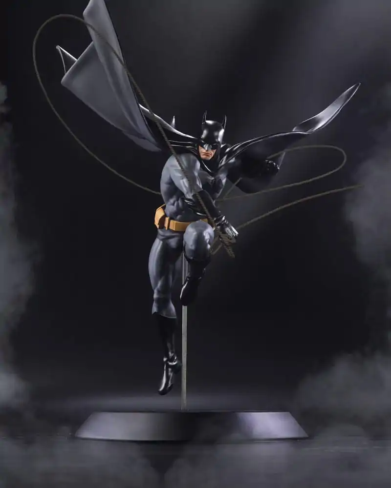 DC Direct Socha z živice DC Designer Series Batman (by Dan Mora) 40 cm termékfotó