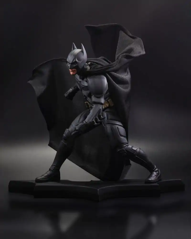 DC Direct Resin Statue DC Movie Statues Batman (The Dark Knight) 24 cm termékfotó