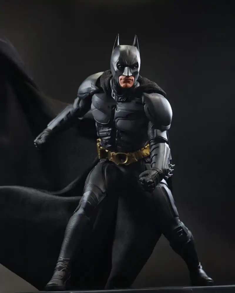 DC Direct Resin Statue DC Movie Statues Batman (The Dark Knight) 24 cm termékfotó