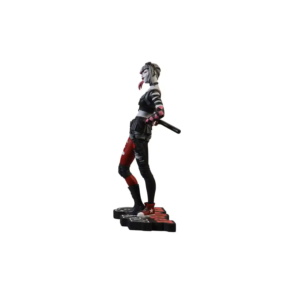 DC Direct Resin Statue Harley Quinn: Red White & Black by Simone Di Meo 17 cmDC Direct živicová socha Harley Quinn: Red White & Black od Simone Di Meo 17 cm produktová fotografia