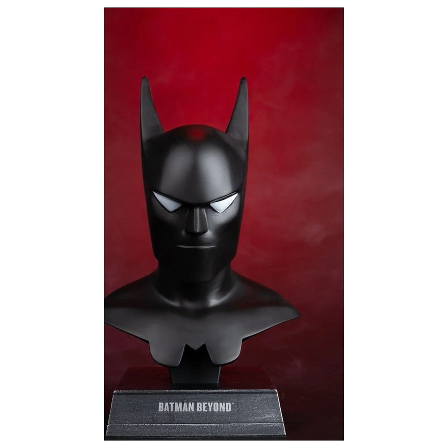 DC Direct Prop Replica 1/3 Batman Cowl (Batman Beyond Animated) 18 cm produktová fotografia