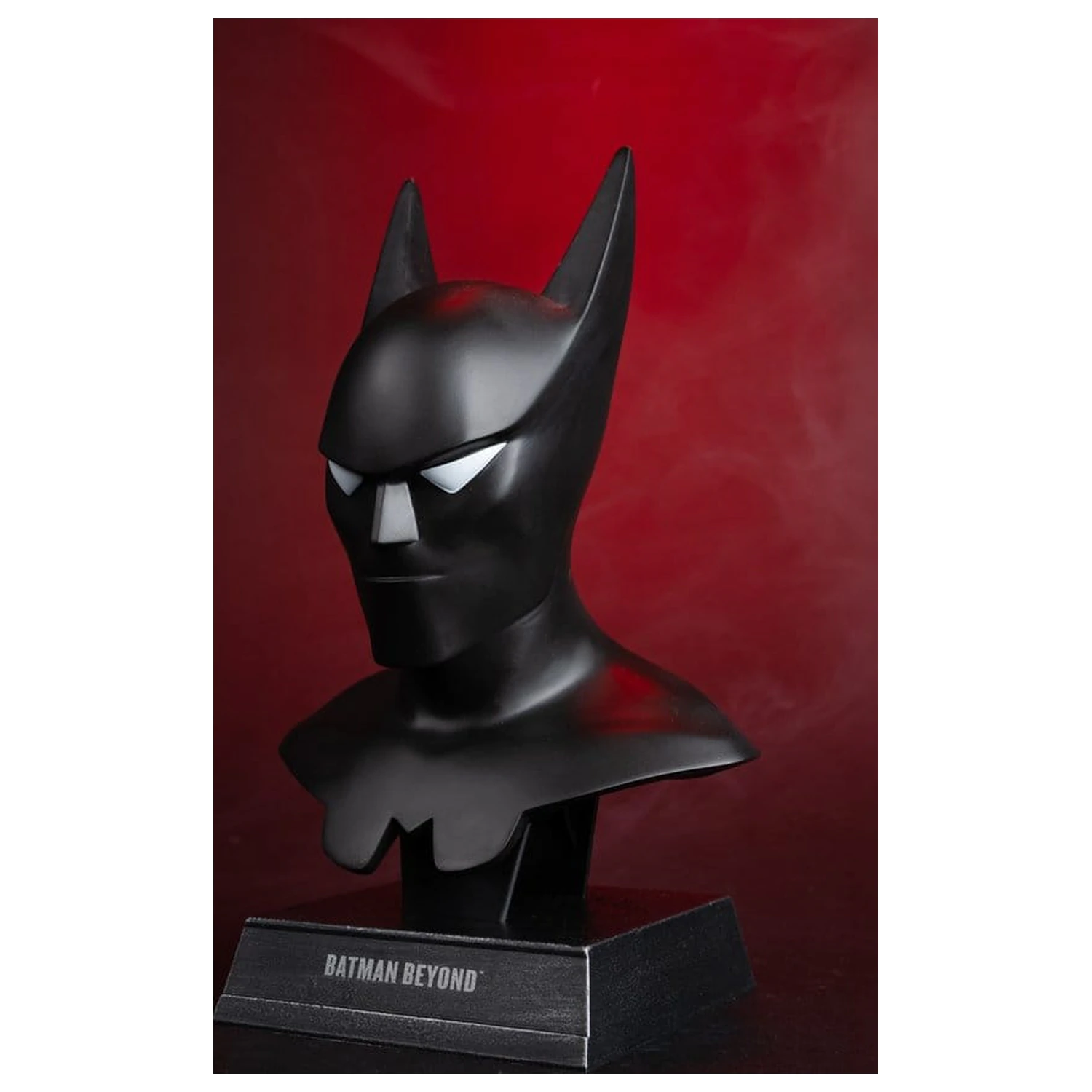 DC Direct Prop Replica 1/3 Batman Cowl (Batman Beyond Animated) 18 cm produktová fotografia