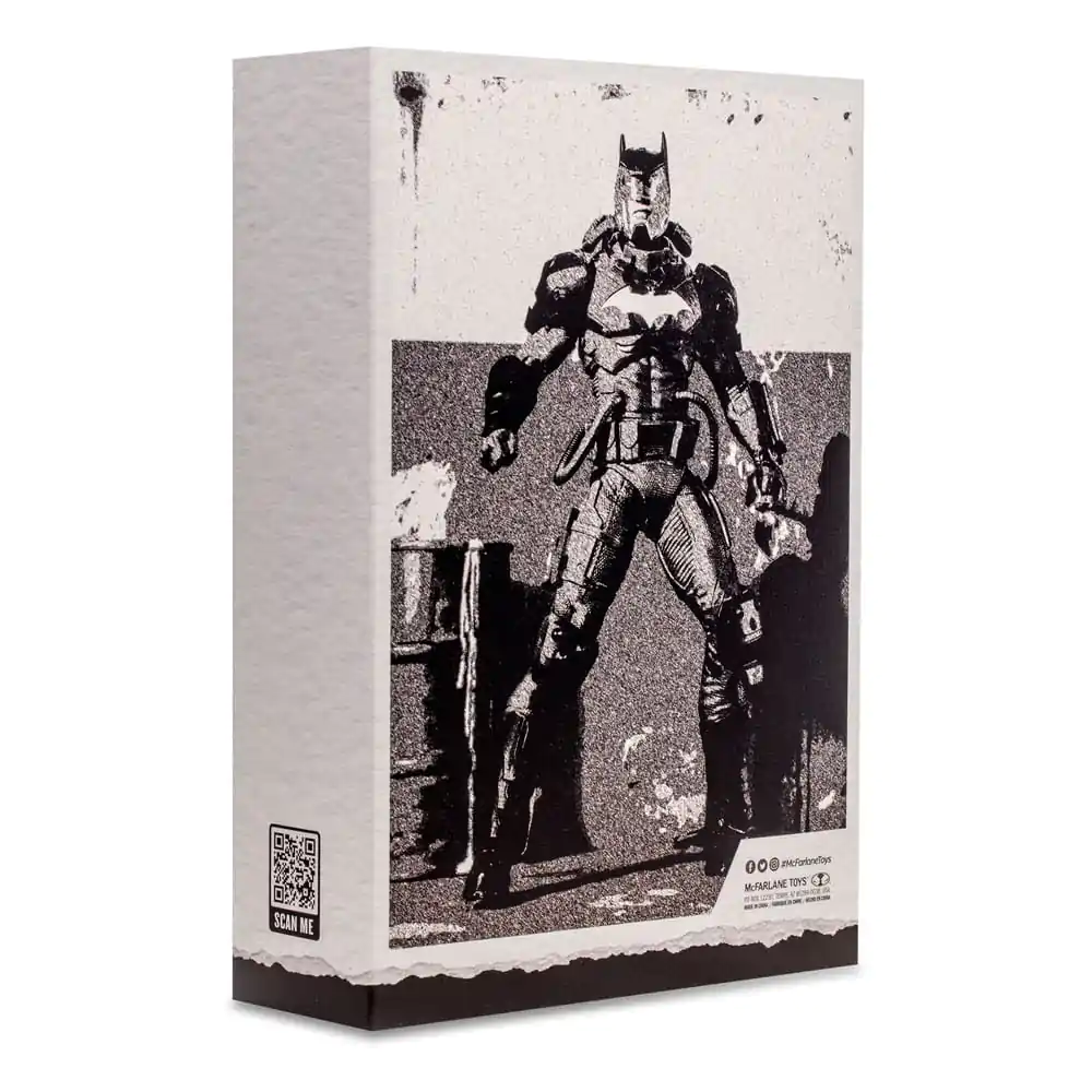 Akčná figúrka Hazmat Suit Batman (Line Art) (Gold Label) 18 cm produktová fotografia