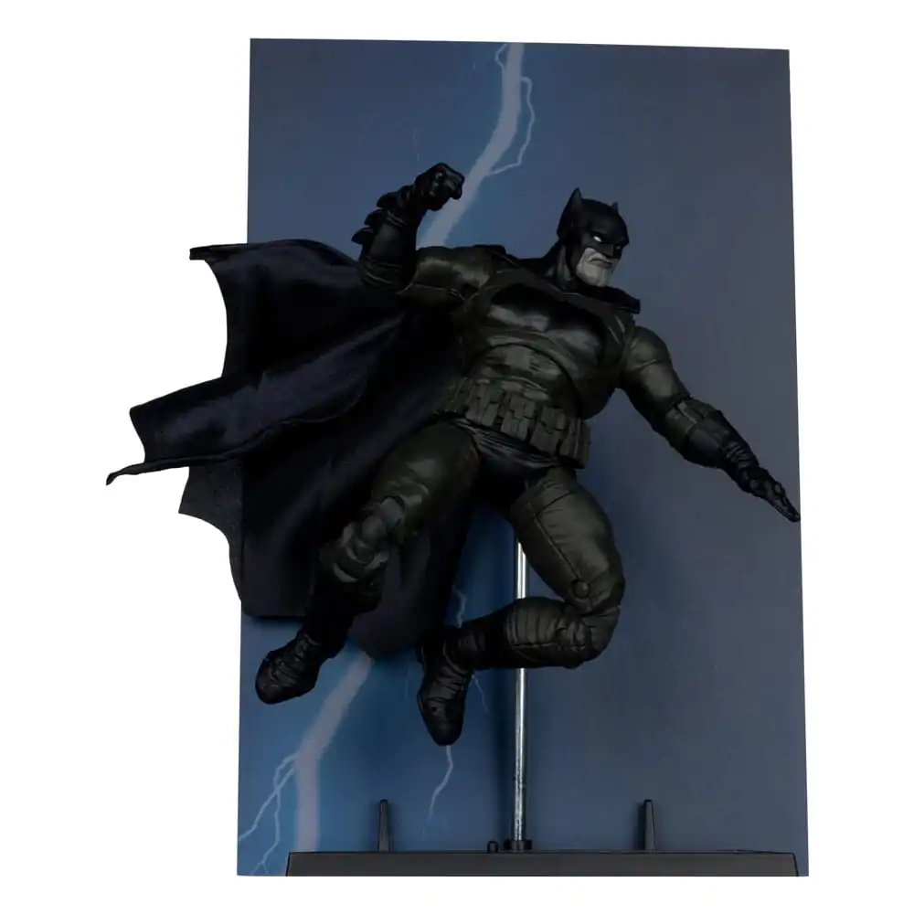 DC Multiverse McFarlane Cover Recreations Akčná Figúrka Batman (Batman: The Dark Knight Returns #1) (Gold Label) 18 cm produktová fotografia