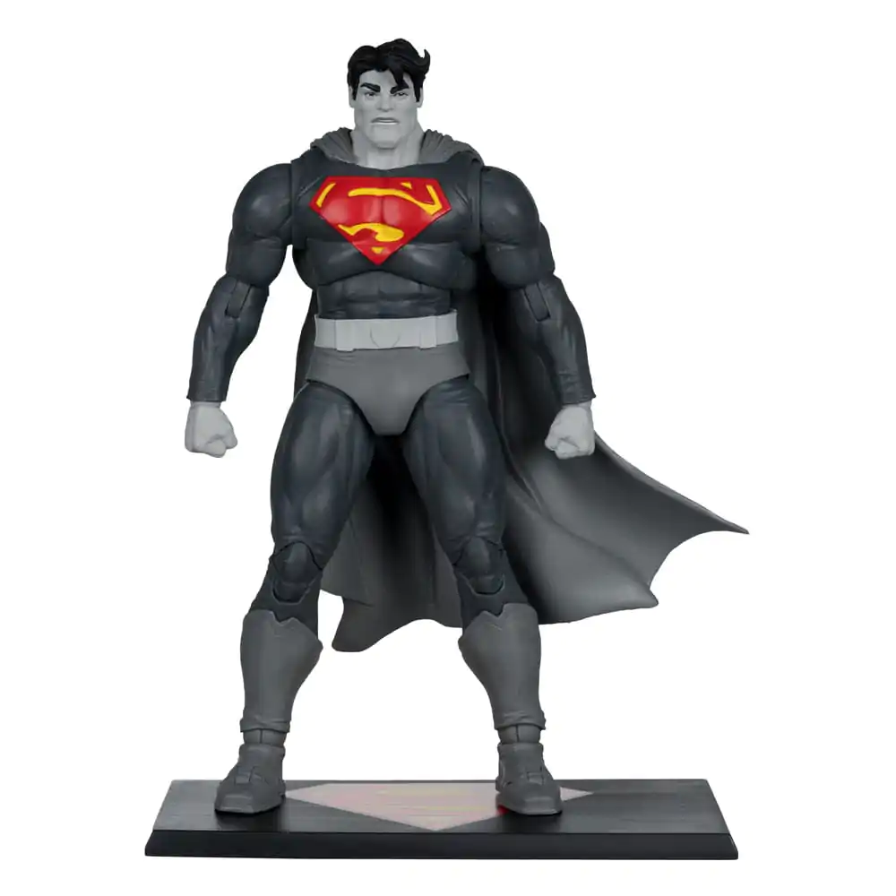 DC Multiverse Akčná figúrka Superman (The Dark Knight Returns) (Black & White Accent Edition) (Gold Label) 18 cm produktová fotografia