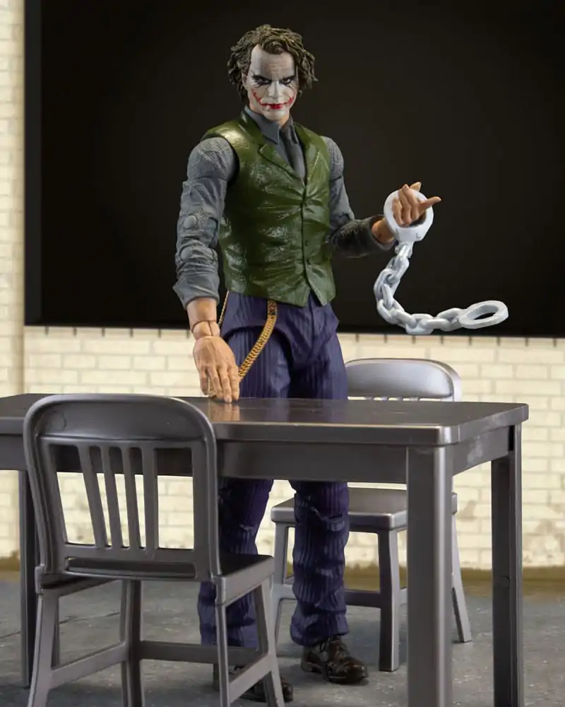 DC Multiverse Akčná Figúrka The Joker (Jail Cell Variant) (The Dark Knight) (Gold Label) 18 cm produktová fotografia