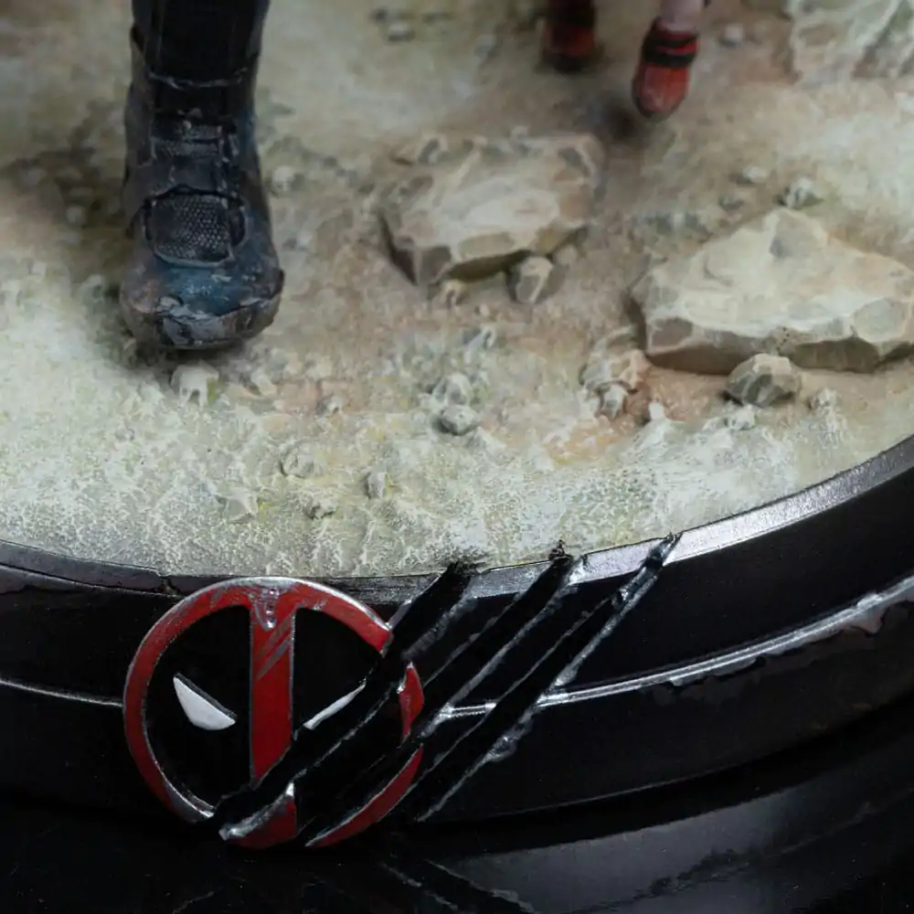 Deadpool Deluxe Art Scale Socha 1/10 Deadpool & Wolverine 21 cm produktová fotografia
