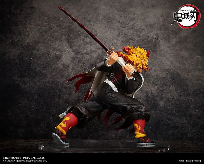 Demon Slayer: Kimetsu no Yaiba Socha 1/4 Kyojuro Rengoku 42 cm produktová fotografia