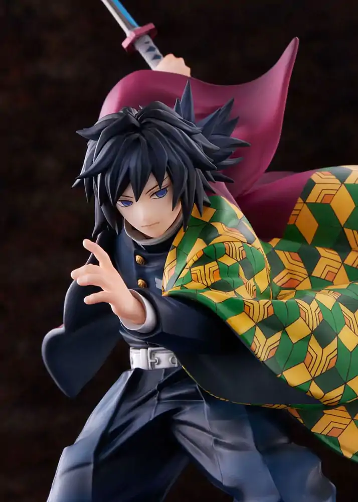 Demon Slayer: Kimetsu no Yaiba Socha 1/8 Giyu Tomioka 27 cm produktová fotografia