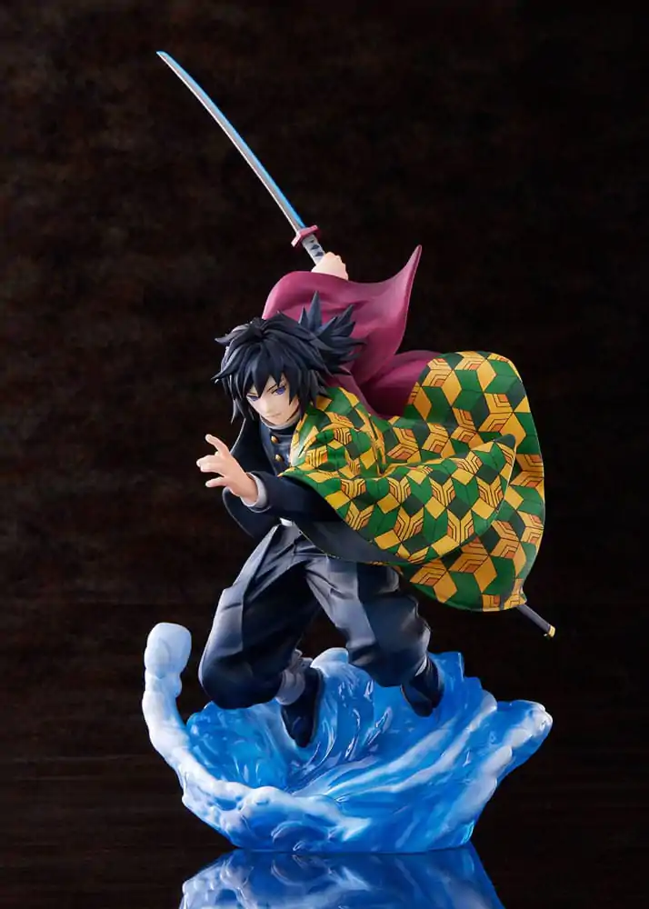 Demon Slayer: Kimetsu no Yaiba Socha 1/8 Giyu Tomioka 27 cm produktová fotografia