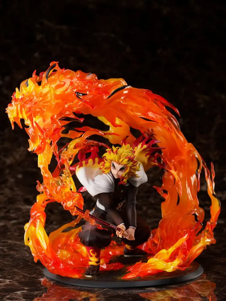 Demon Slayer: Kimetsu no Yaiba Socha 1/8 Kyojuro Rengoku 26 cm produktová fotografia