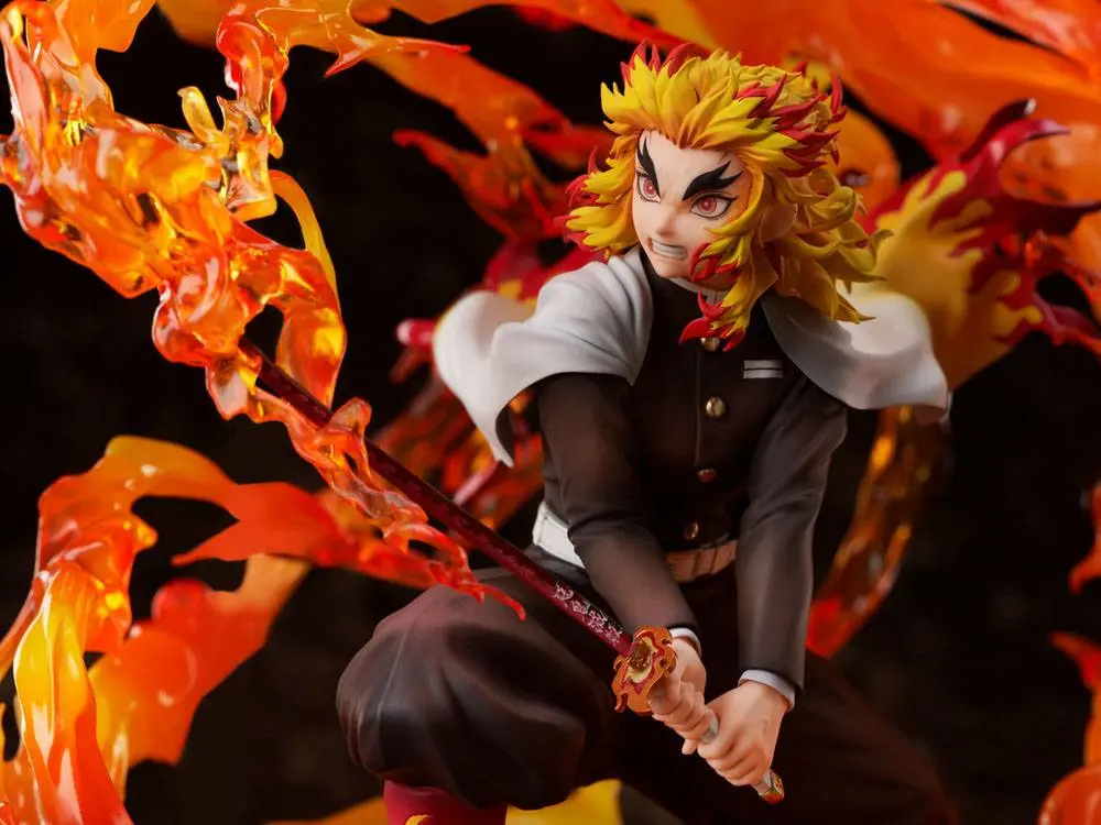 Demon Slayer: Kimetsu no Yaiba Socha 1/8 Kyojuro Rengoku 26 cm produktová fotografia