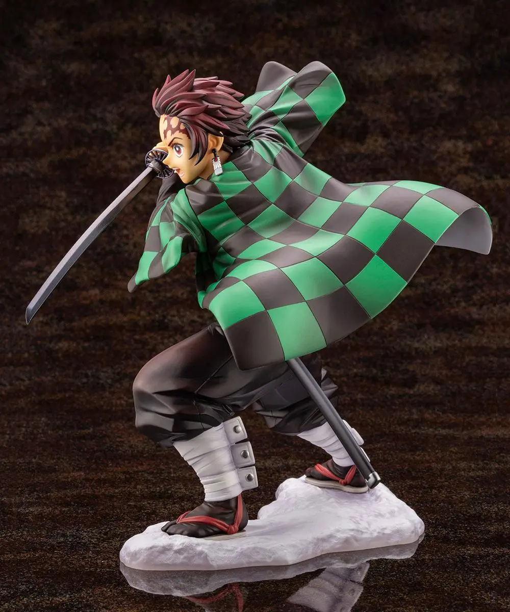 Demon Slayer: Kimetsu no Yaiba ARTFXJ Socha 1/8 Tanjiro Kamado 18 cm produktová fotografia
