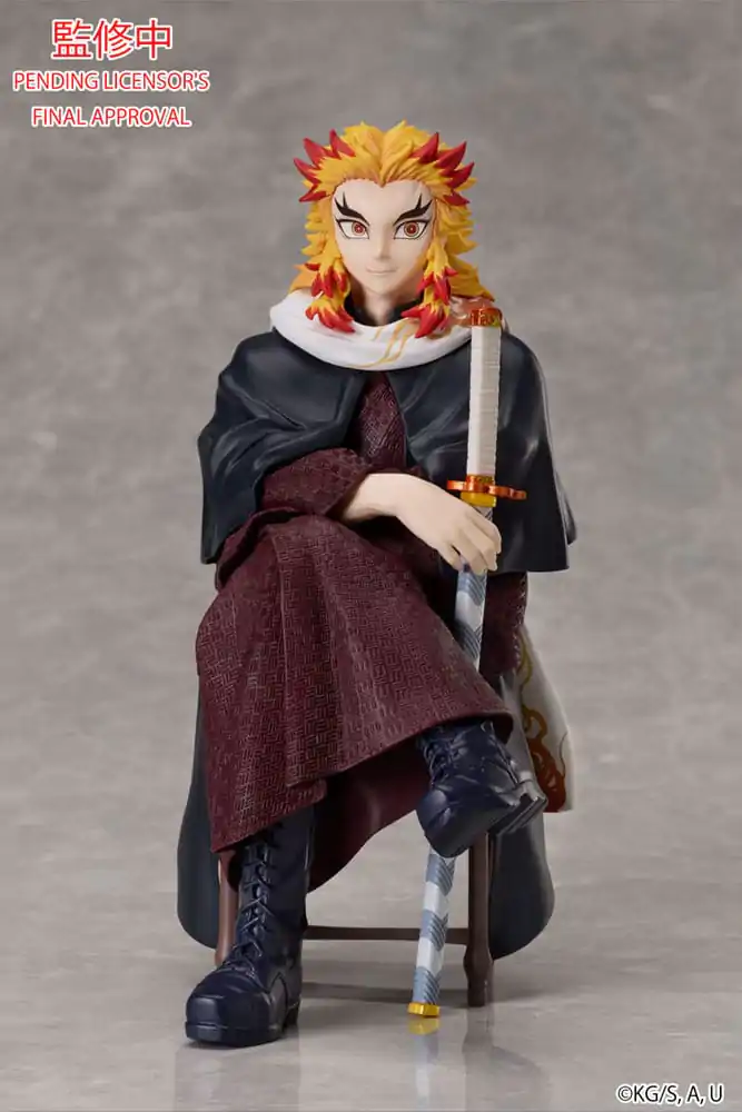 Demon Slayer: Kimetsu no Yaiba figúrka Kyojuro Rengoku 16 cm termékfotó