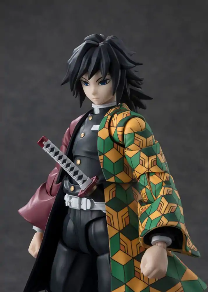 Demon Slayer: Kimetsu no Yaiba S.H. Figuarts akčná figúrka Giyu Tomioka 15 cm termékfotó