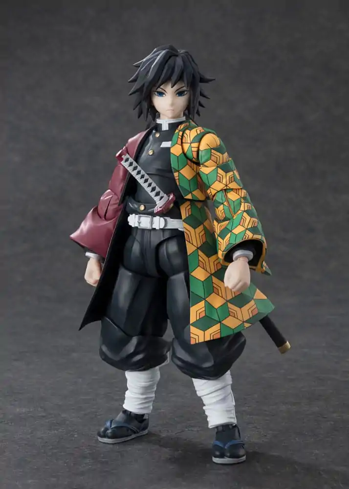 Demon Slayer: Kimetsu no Yaiba S.H. Figuarts akčná figúrka Giyu Tomioka 15 cm termékfotó