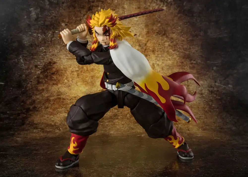 Demon Slayer: Kimetsu no Yaiba S.H.Figuarts Akčná Figúrka Kyojuro Rengoku 15 cm produktová fotografia